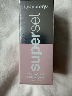 ToyFactory Superset Hyaluronic Acid Setting Spray